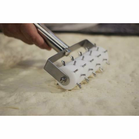 Gi Metal Pizza Tools GI Metal Roller Docker with Stainless Steel Handle and Pins